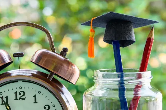 Co to jest pensum nauczycielskie i jak wpływa na pracę nauczycieli?