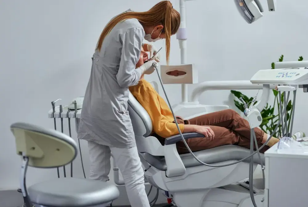 Ile zarabia dentysta w Anglii? Zaskakujące różnice w wynagrodzeniach