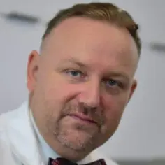 Gdzie przyjmuje prof. Piotr Radziszewski urolog? Sprawdź lokalizacje i konsultacje online