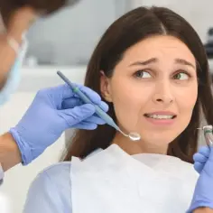 Jak się znieczulić przed dentystą, by uniknąć bólu i lęku?
