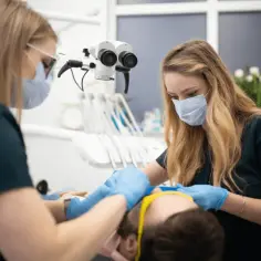 Czy wizyta u dentysty boli? Poznaj nowoczesne metody bez bólu