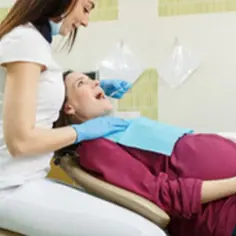 Kiedy do dentysty w ciąży: bezpieczne terminy i ważne informacje