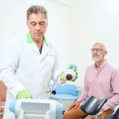 Co bada urolog? Dowiedz się, co może ujawnić Twoje badanie