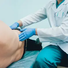 Kiedy pierwsza wizyta u urologa? Ważne informacje dla młodych mężczyzn