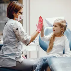 Jak przekonać dziecko do dentysty bez stresu i lęku?