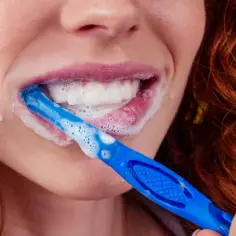 Ile szczoteczek ma dentysta? Zaskakujące fakty o ich użyciu