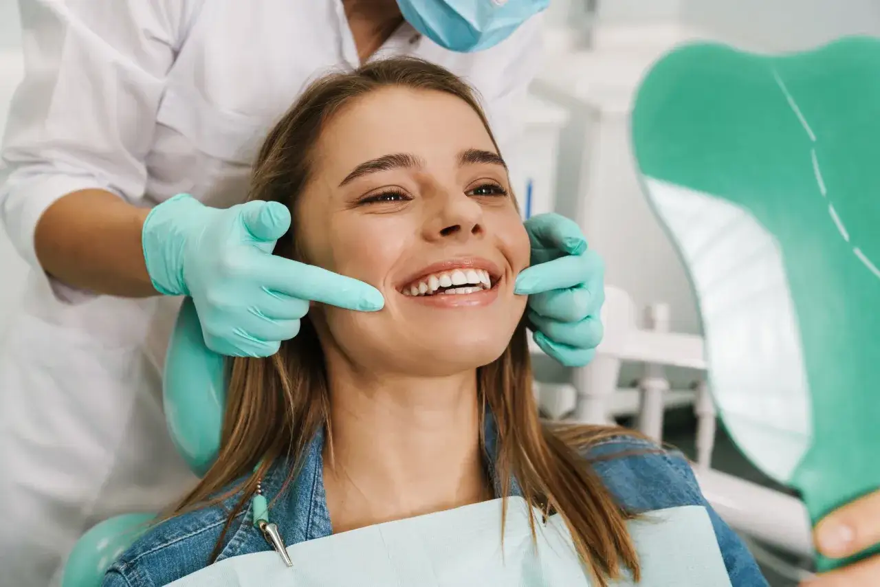 Zdjęcie Jak pozbyć się odruchu wymiotnego u dentysty i czuć się komfortowo