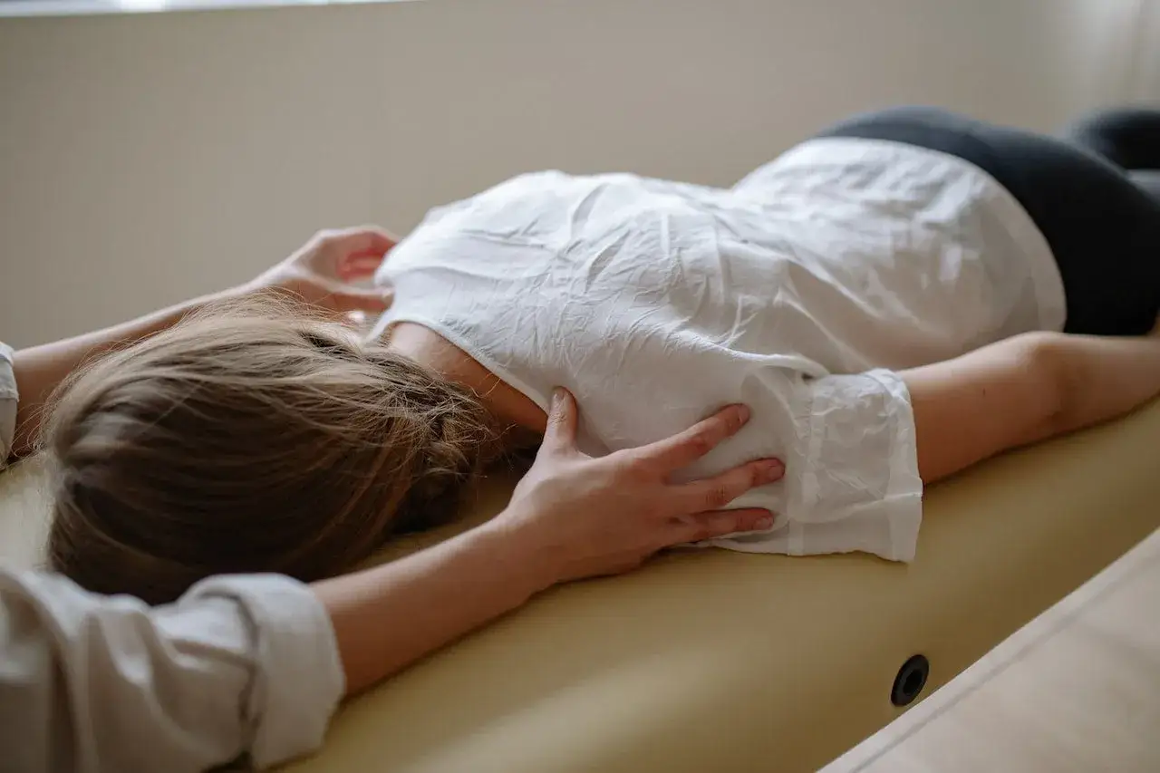 Zdjęcie Jak przygotować się do wizyty u fizjoterapeuty, by uniknąć stresu?