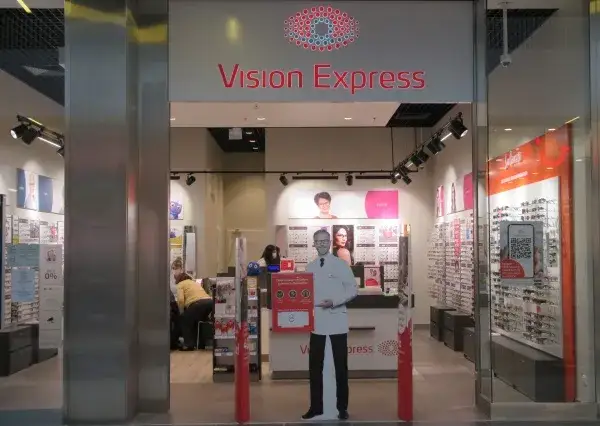Zdjęcie Czy Vision Express jest otwarty w galeriach? Sprawdź godziny otwarcia!