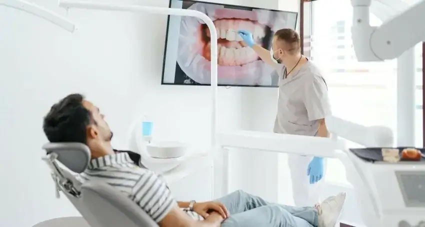Zdjęcie Dentystą czy dentystom - jak poprawnie używać tych form?