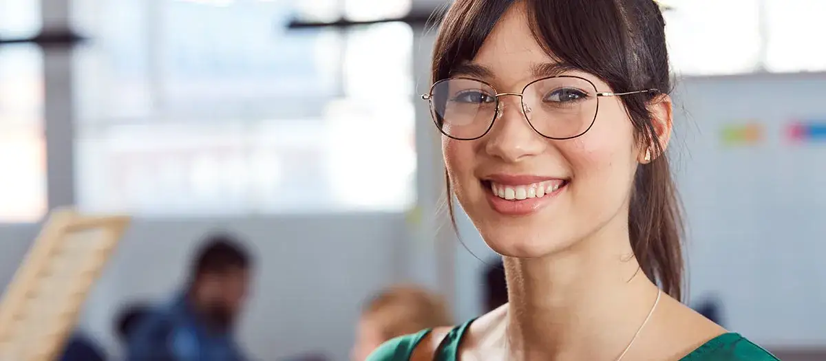 Zdjęcie Czy w Vision Express naprawiają okulary? Sprawdź, co oferują!